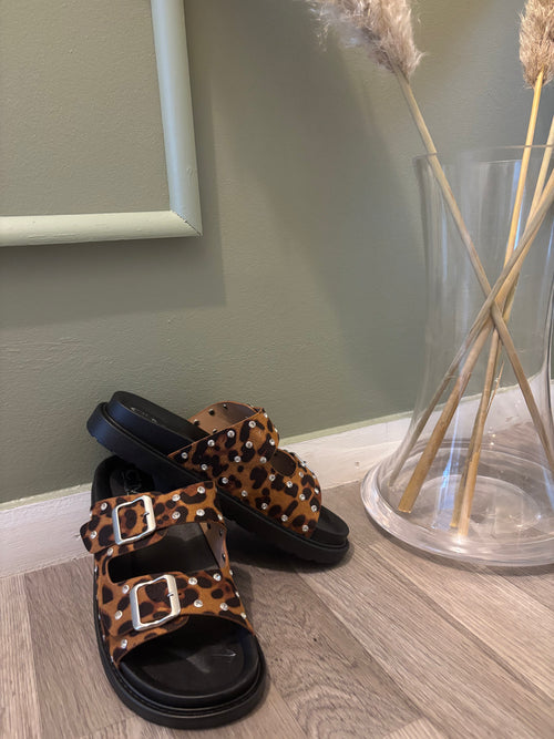 Claquette leopard et noir